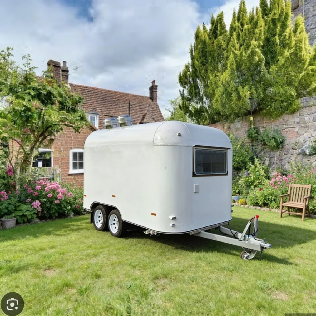 Street food catering van available in Farnham